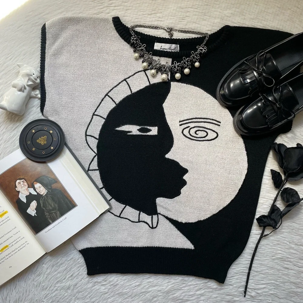 Vintage Jaymee Papell abstract two face moon acrylic black and white sweater top - Picture 7 of 14